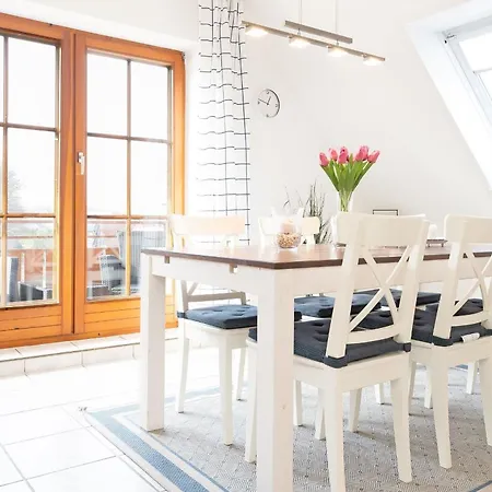 Seestrasse 43 Kapitaenskajuete Scharbeutz